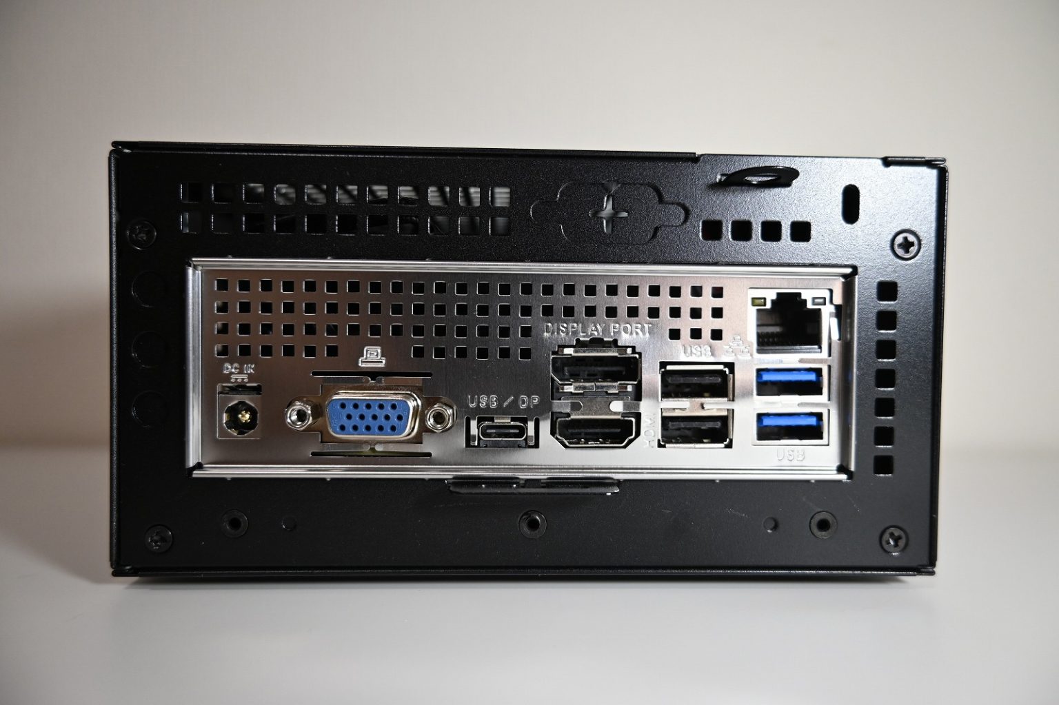 ASRock DeskMini B660の消費電力 roatech